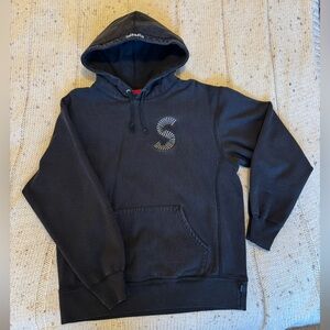 Authentic Supreme hoodie